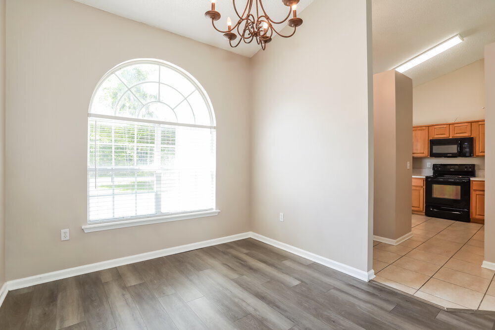 Building Photo - 3621 Arava Dr
