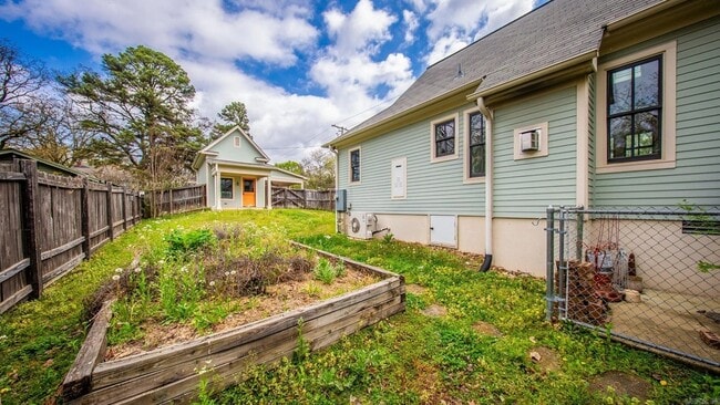 Building Photo - 5100 Lee Ave