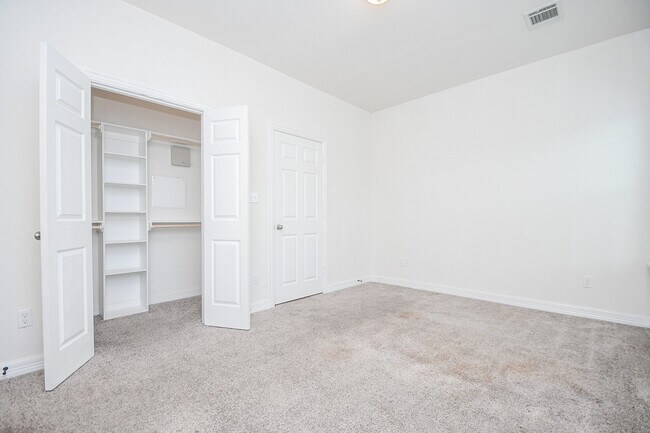 Building Photo - 2407 Ferguson Way