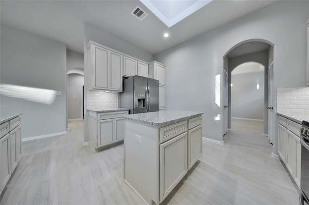 Building Photo - 3230 Voyager Ln