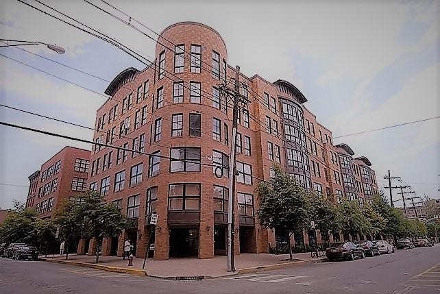 Building Photo - 659 1st St