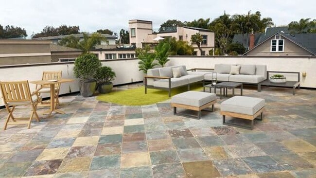 Building Photo - Gorgeous Custom Home in Carlsbad - 1 Mile ...