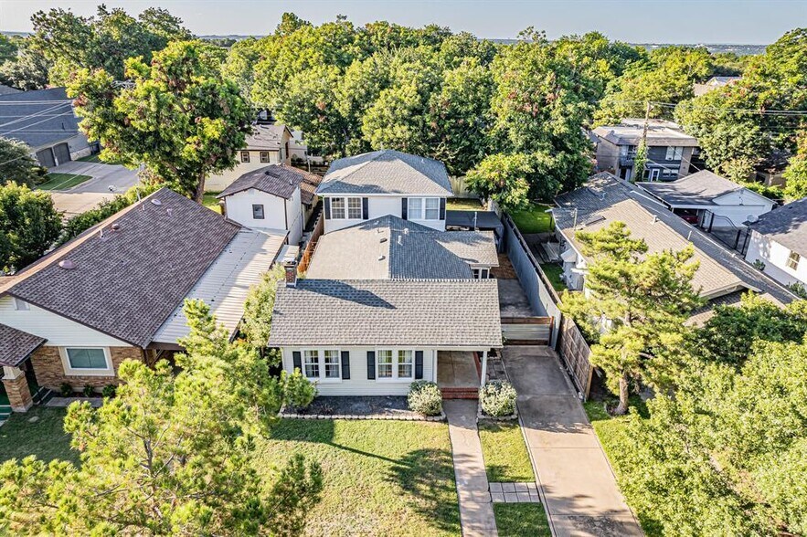 Primary Photo - 5332 El Campo Ave