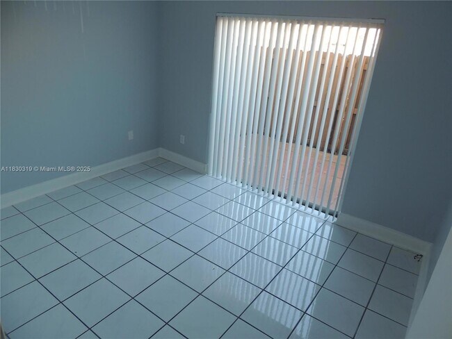 Building Photo - 15444 SW 85th Ln