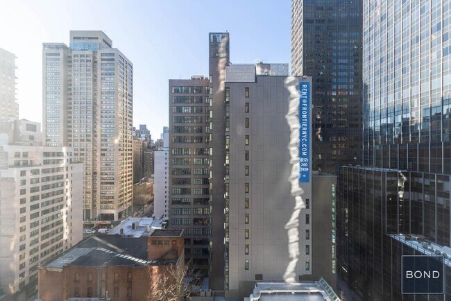 Building Photo - 222 E 39th St