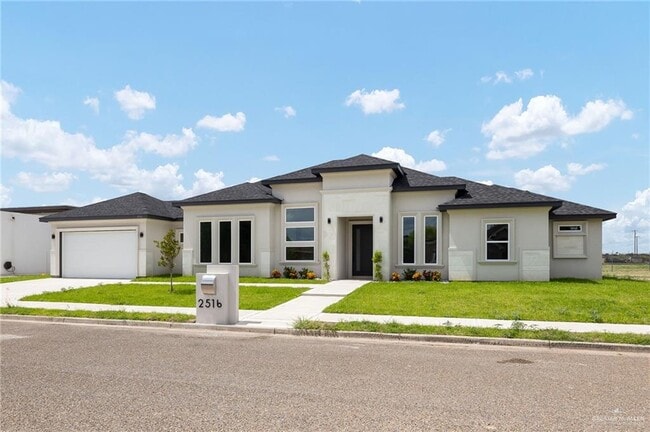 Primary Photo - 17 Salamanca St