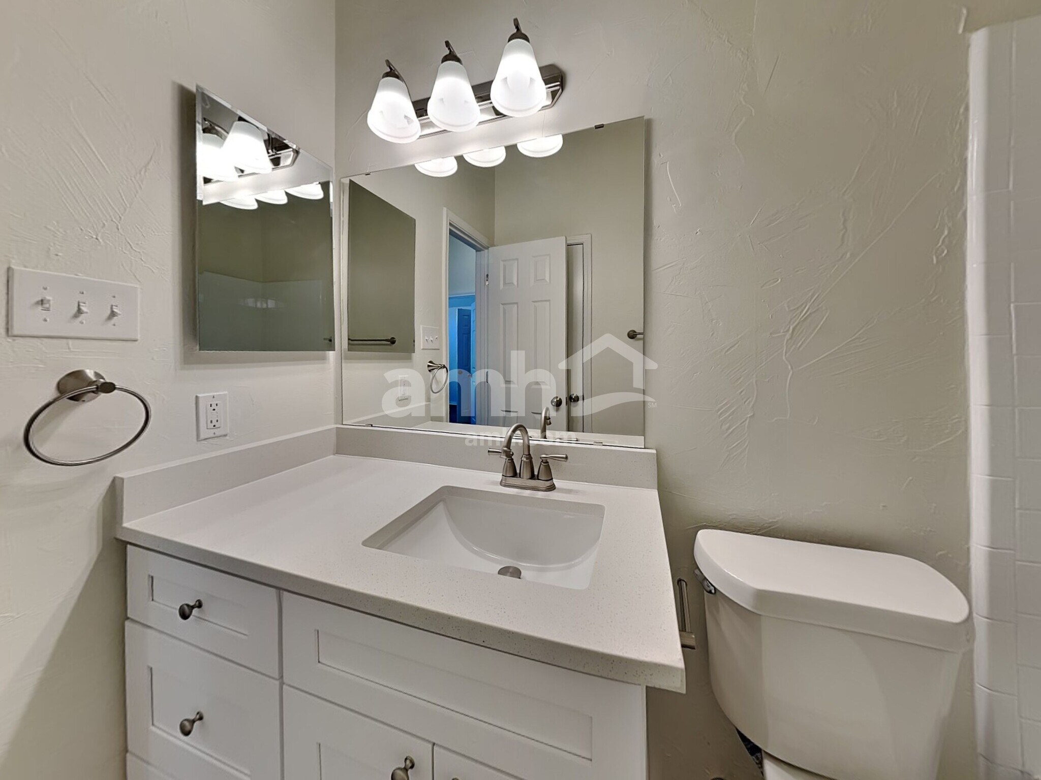 Building Photo - 11601 Wingfield Ln