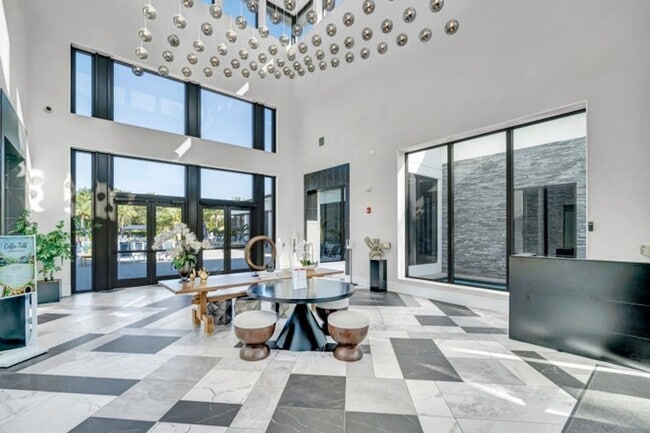 Building Photo - 17081 Five Waters Ave