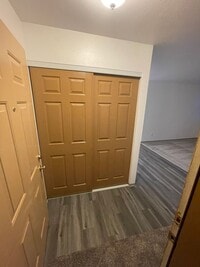 Building Photo - Redoubt View Apartments Inc
