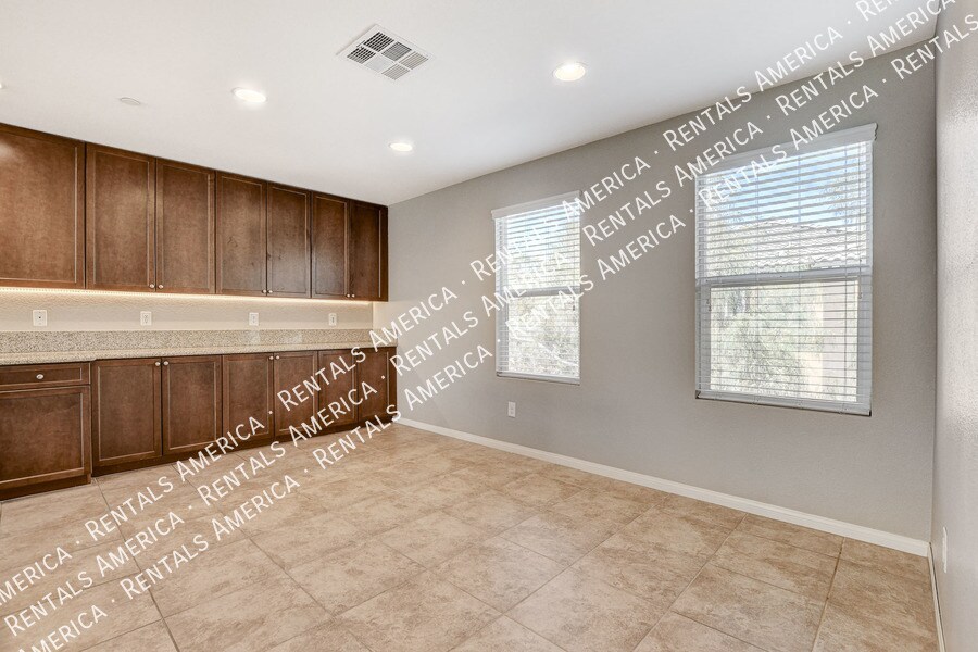 Building Photo - 4650 Ranch House Rd