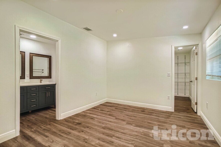 Building Photo - 2625 Nova Dr