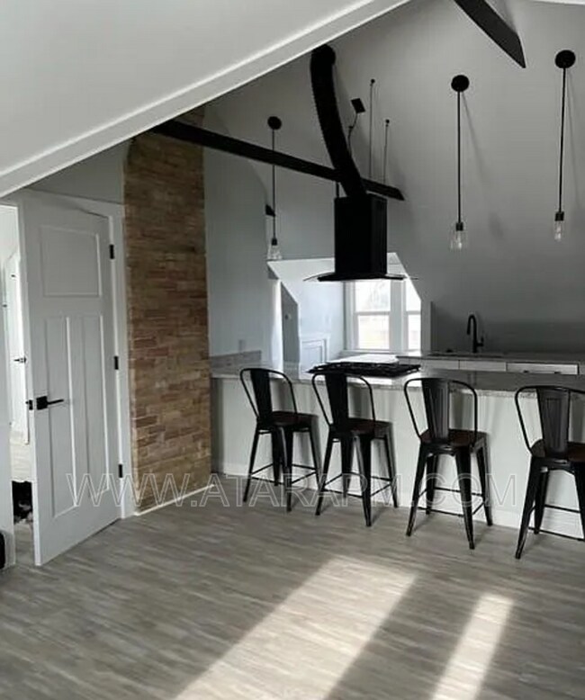 Building Photo - 2274 S 800 E