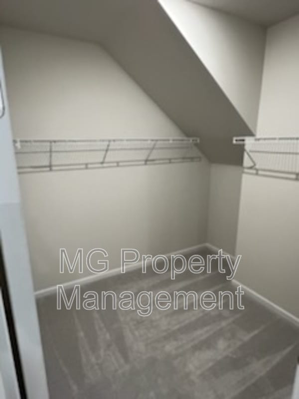 Building Photo - 3024 Findley Rd