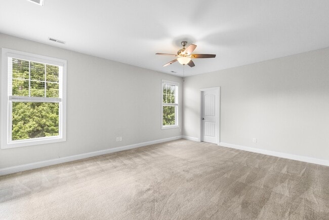 Building Photo - 1416 Sabino Dr