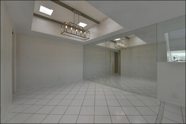 Building Photo - 6300 Jebel Way