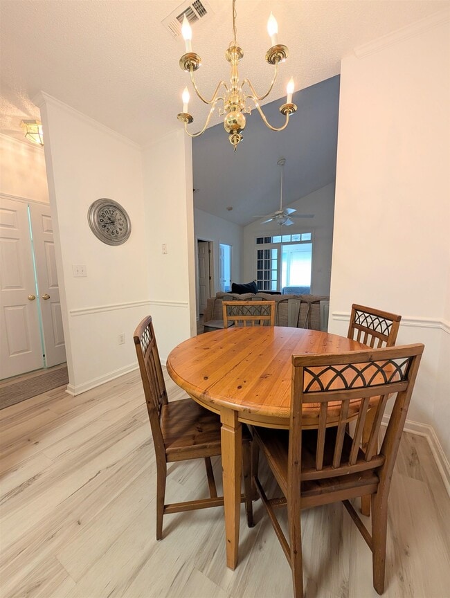 Building Photo - 9754 Leyland Dr