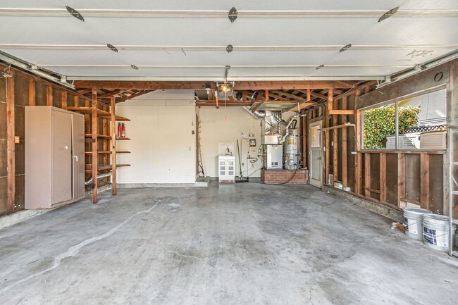 Building Photo - Beautiful Remodeled 5-Bedroom Los Altos Home