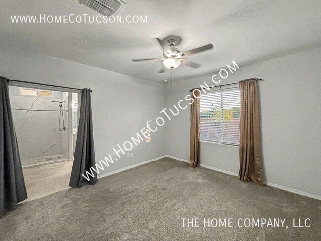 Building Photo - 11675 W Vanderbilt Farms Way