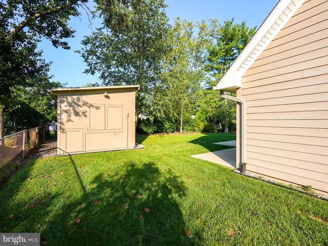 Building Photo - 4326 Mariner Ln