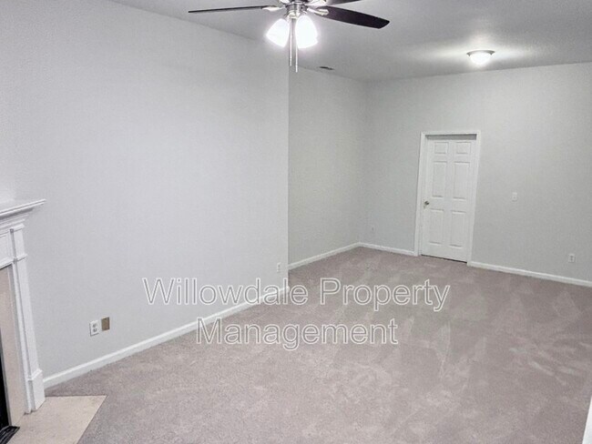 Building Photo - 4760 Black Mountain Path
