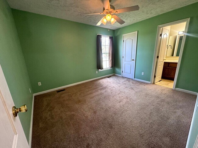 Building Photo - 109 Belle Boyd Dr