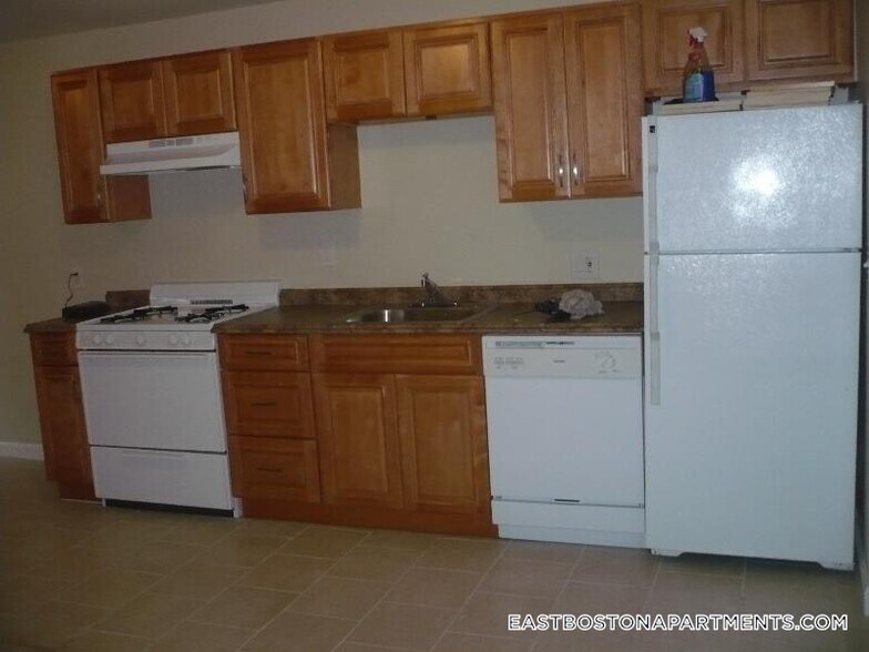 Building Photo - 30 Decatur St