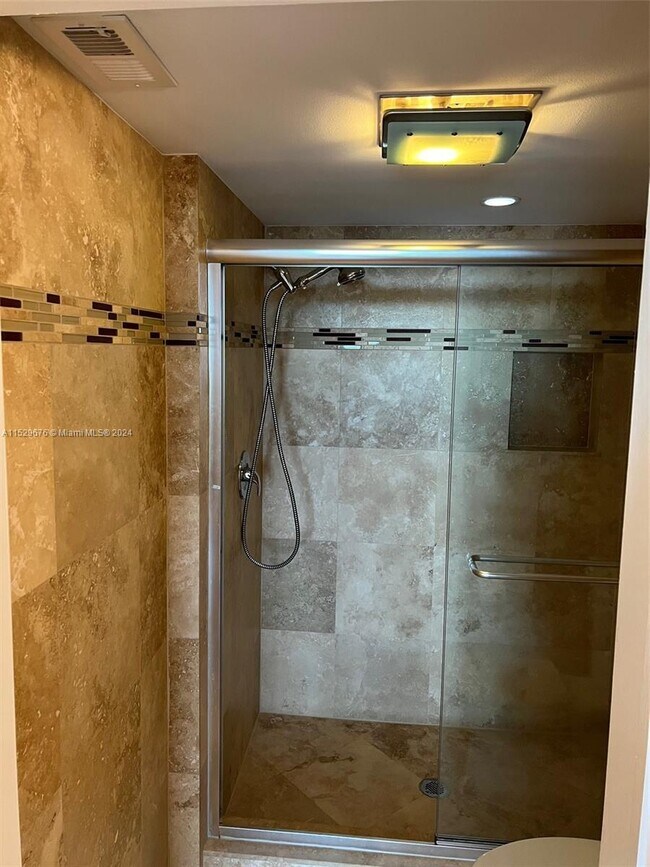 Building Photo - 2767 Carambola Cir S