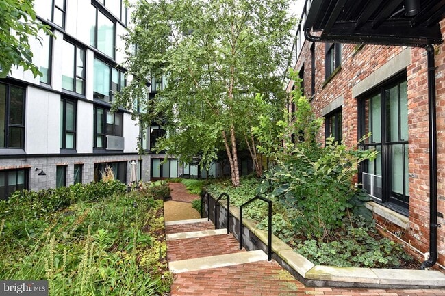 Building Photo - 57 N Street NW Unit UNIT 225