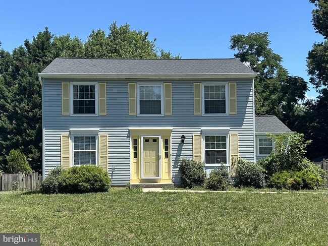 Building Photo - 8406 Woodford Ct