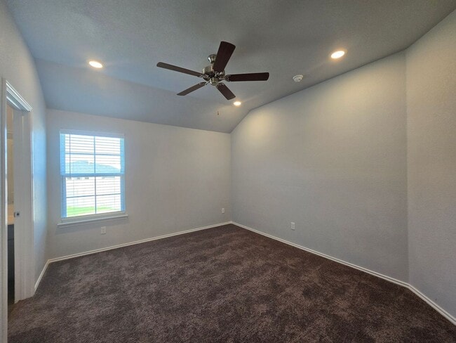 Building Photo - 1241 LEXINGTON Dr
