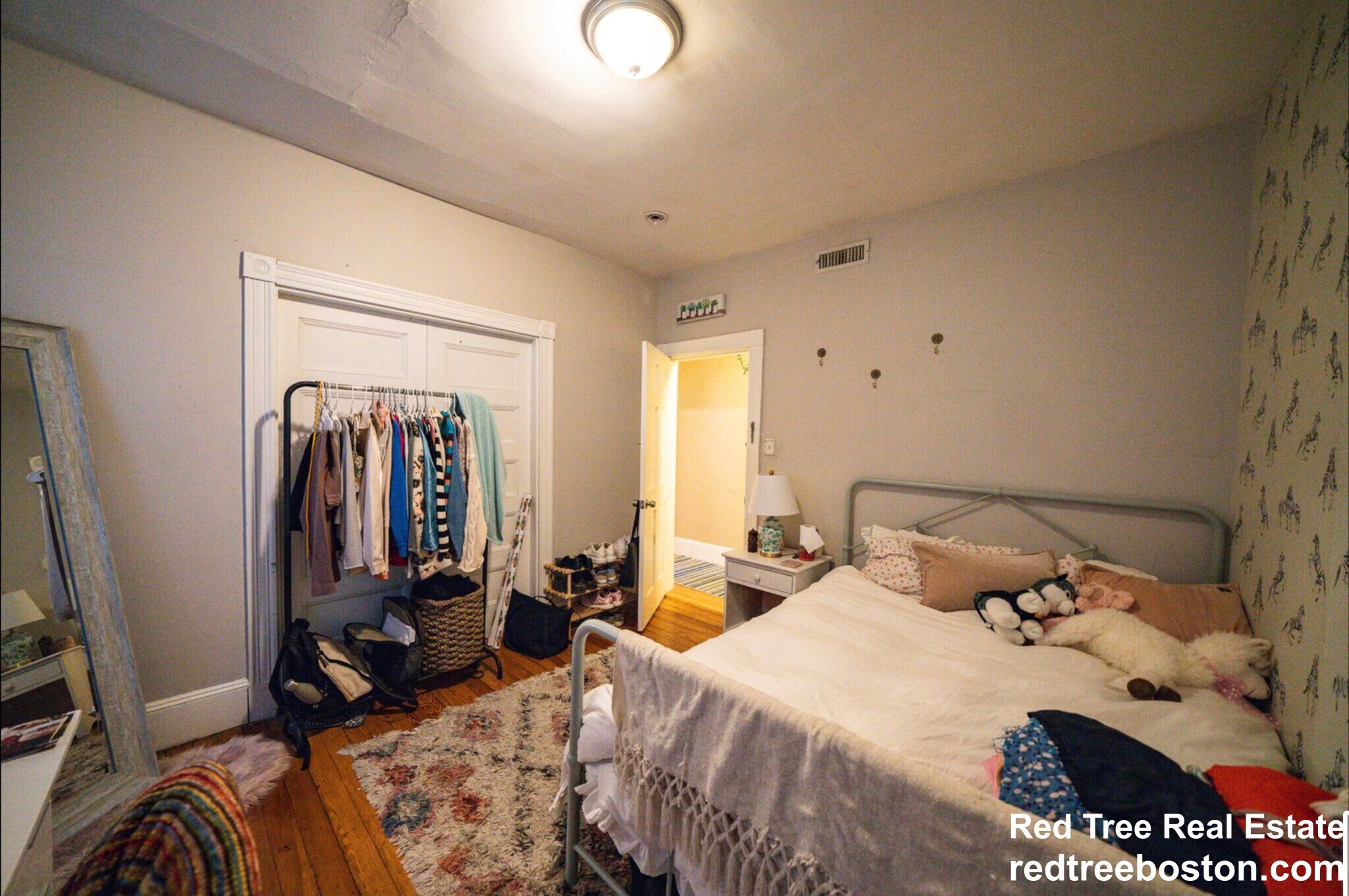 Building Photo - 35 Calumet St