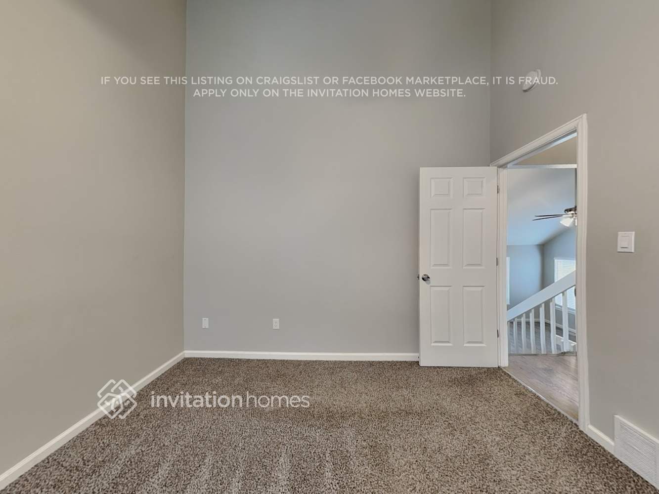 Building Photo - 2885 Mirage Dr