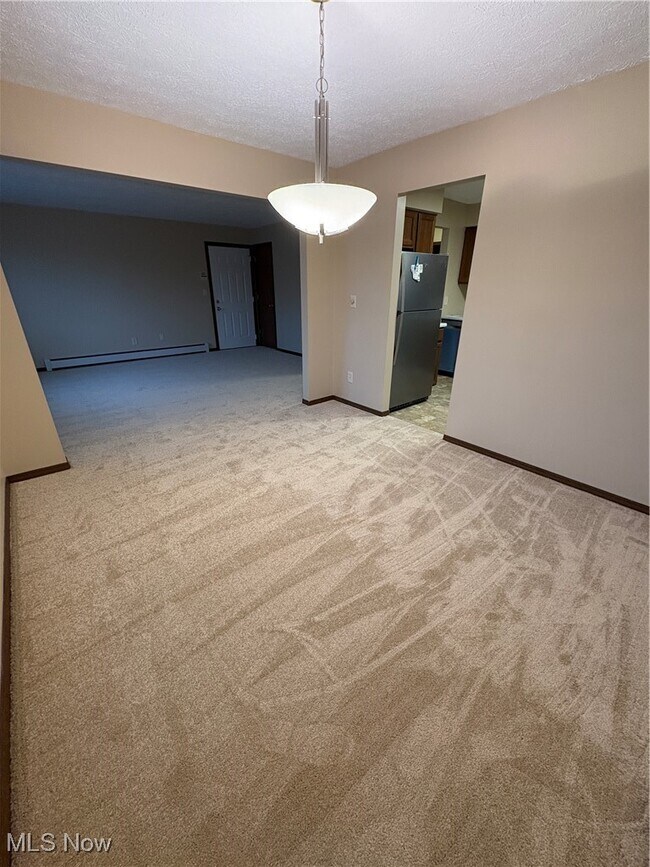 Building Photo - 66 Carter Cir