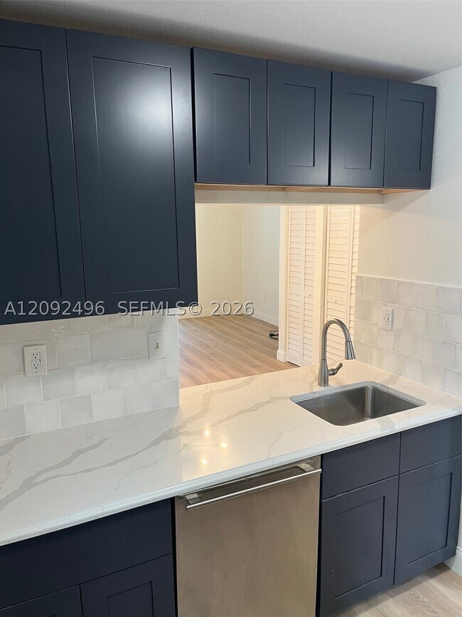 Building Photo - 153 NE 141st St