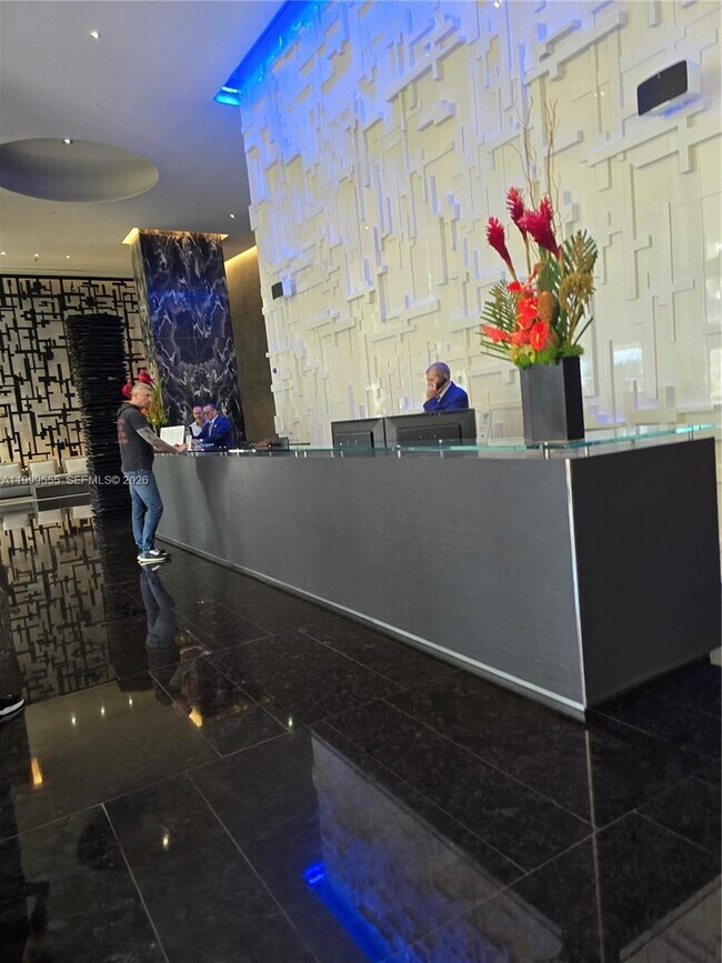 Building Photo - 1830 S Ocean Dr