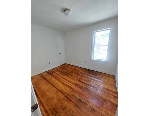 Building Photo - 11 Groveland St