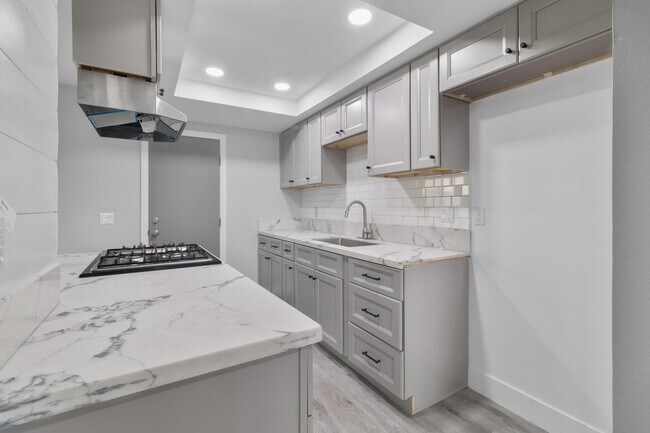 Building Photo - Moh116