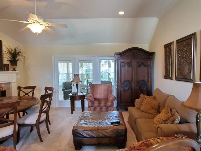 Building Photo - Plantation Trace Garden Homes