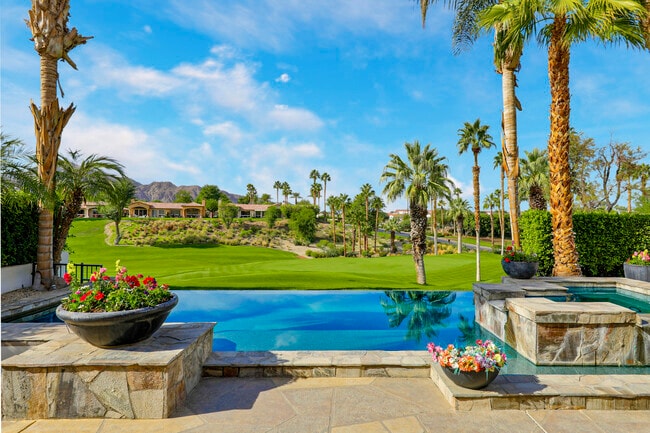 Building Photo - 48275 Vista Calico