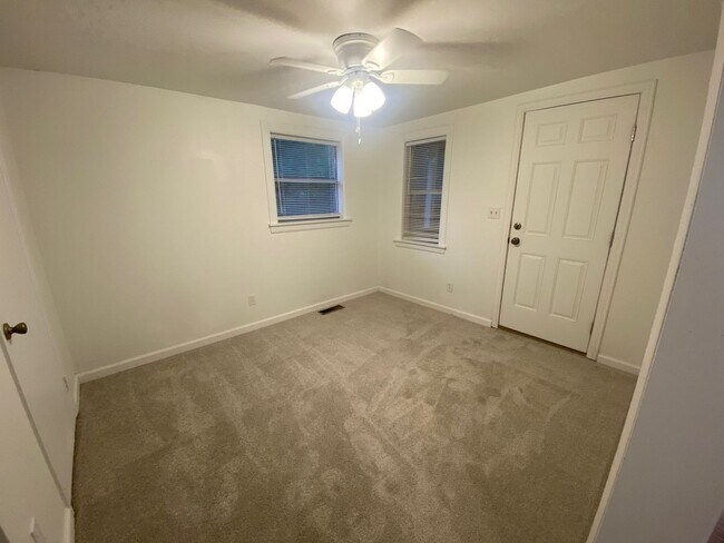 Building Photo - 1533 Grape St