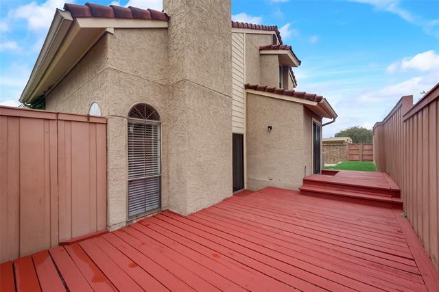 Building Photo - 2642 Encina Dr