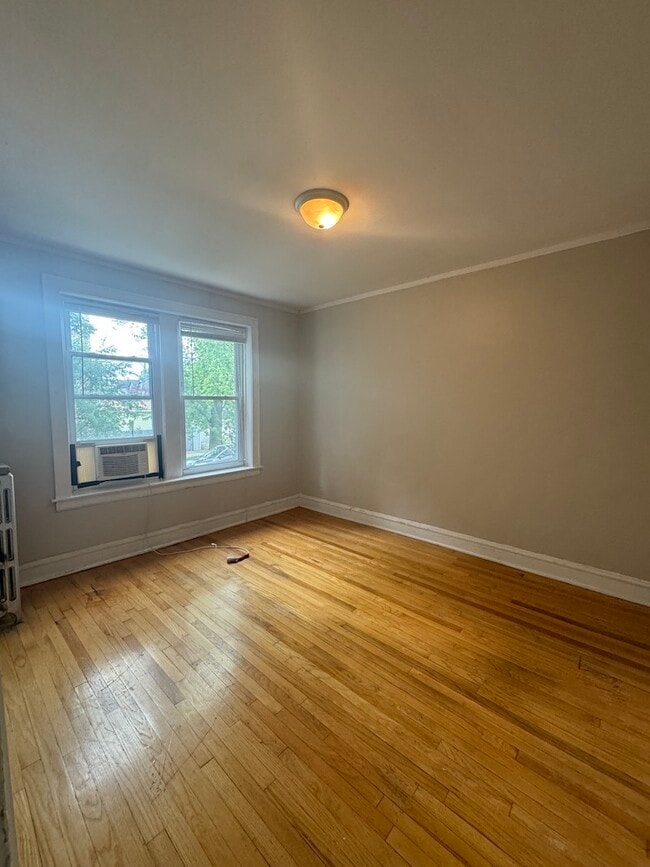 Building Photo - 2602 W Altgeld St