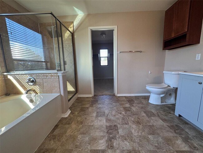 Building Photo - 500 Springbrook Rd