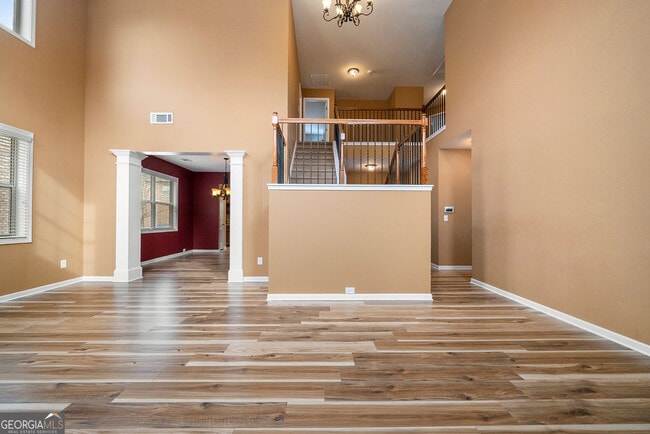 Building Photo - 3325 Earhart Way