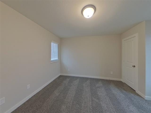 Building Photo - 321 Lincoln Cir