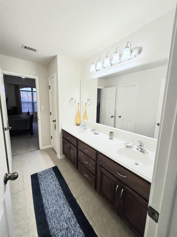 Building Photo - 12617 Capella Trail