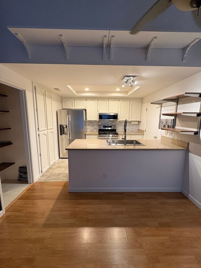 Building Photo - Updated 2bed/2full bath home in Pocket