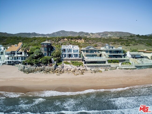 Building Photo - 24382 Malibu Rd