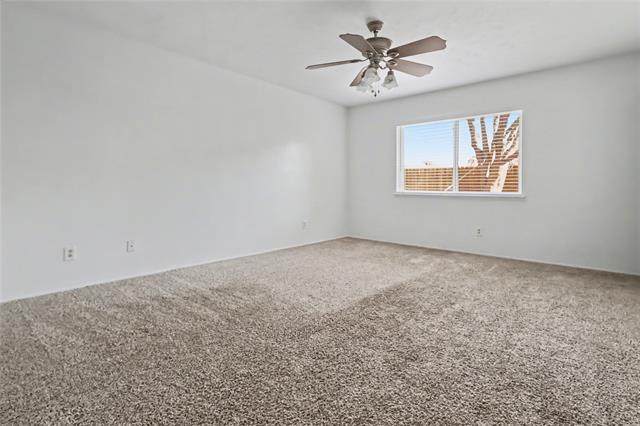 Building Photo - 921 Middle Cove Dr