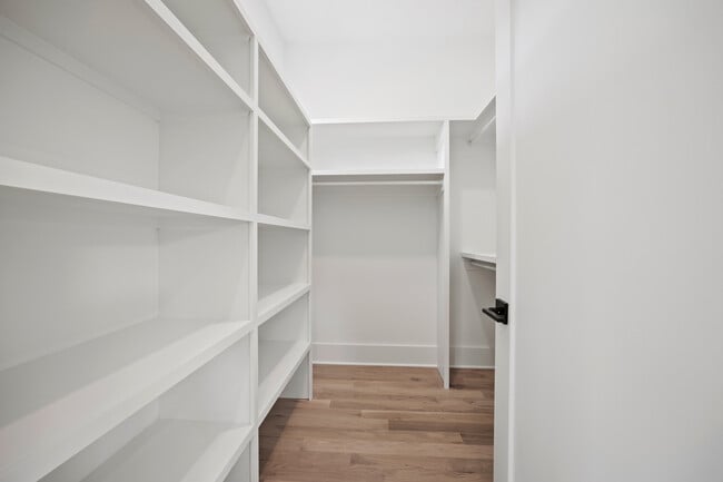 Building Photo - 4709 Walden Ct